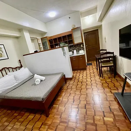 Studio Executive By Greenbelt + Netflix & Wifi